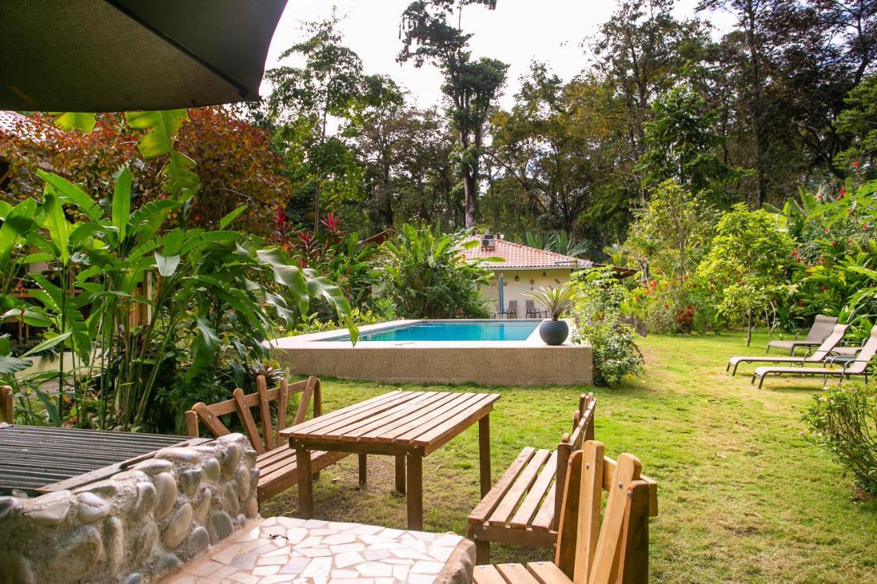 Hotel Casa Merlin Puerto Viejo de Talamanca Exteriör bild