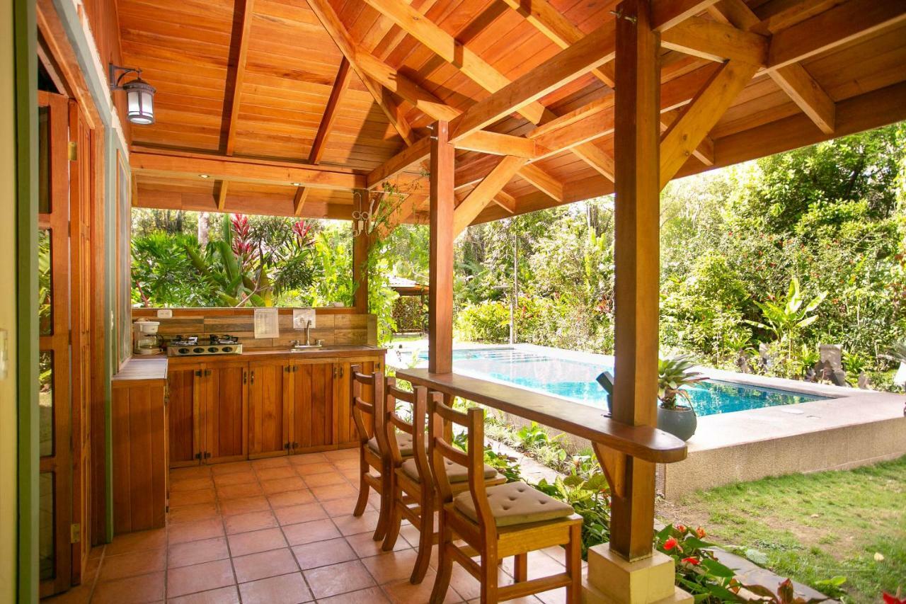 Hotel Casa Merlin Puerto Viejo de Talamanca Exteriör bild